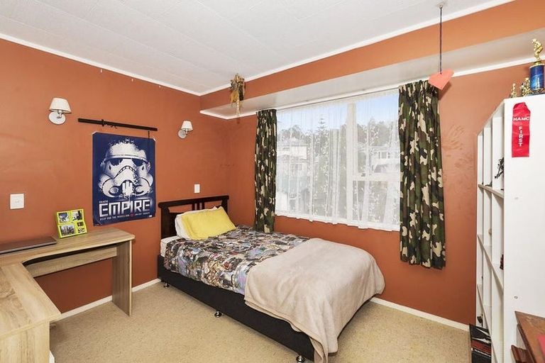 Photo of property in 62 Maywood Crescent, Glen Eden, Auckland, 0602
