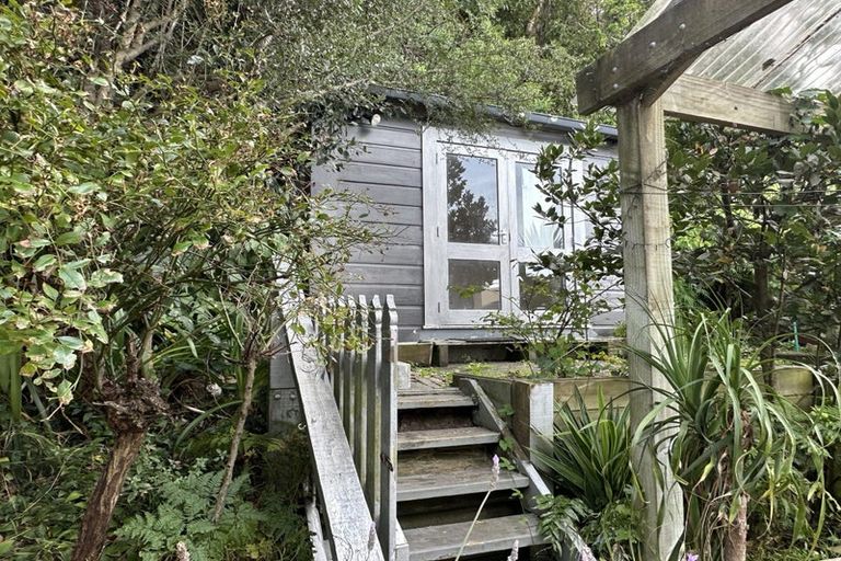 Photo of property in 217 Marine Parade, Seatoun, Wellington, 6022