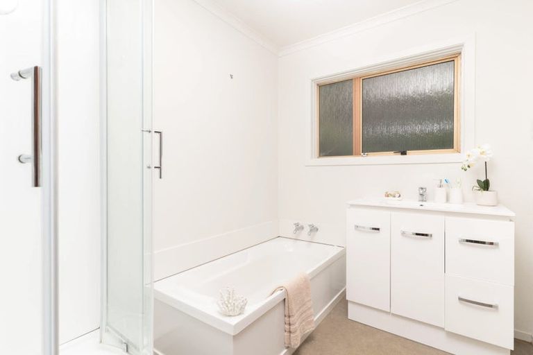 Photo of property in 59 Sunbrae Drive, Silverstream, Upper Hutt, 5019