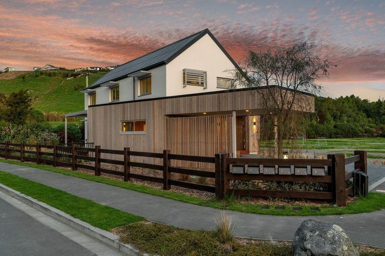 Photo of property in 1 Kahika Lane, Westmorland, Christchurch, 8025