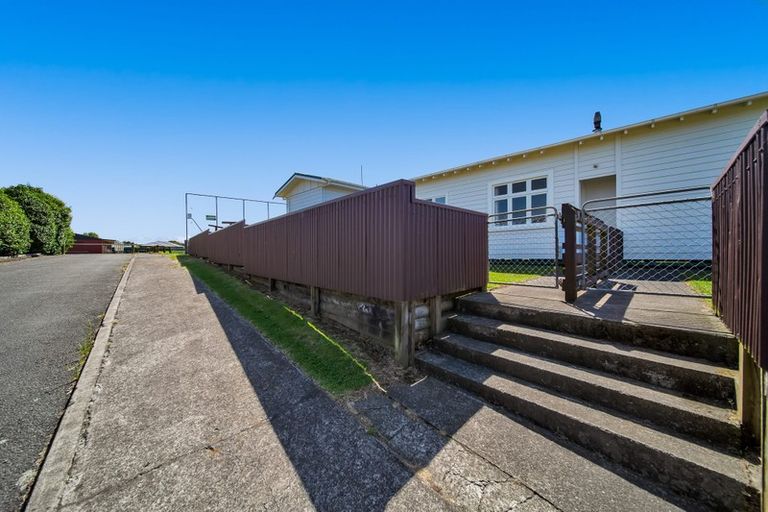 Photo of property in 27/27a Swansea Road, Stratford, 4332