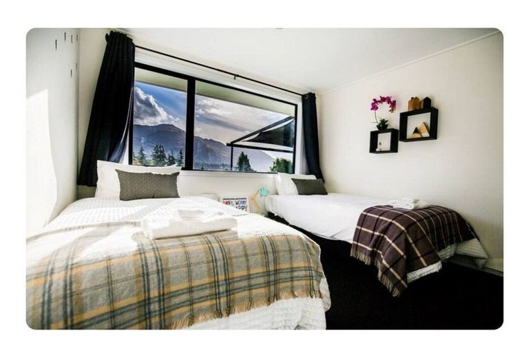 Photo of property in 154 Brownston Street, Wanaka, 9305