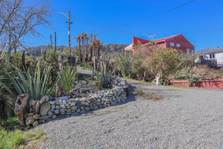 Photo of property in 110 Bright Street, Cobden, Greymouth, 7802