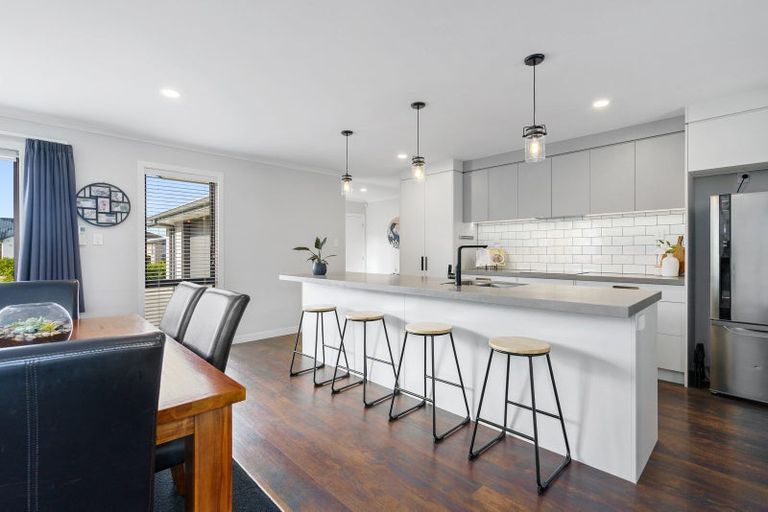 Photo of property in 9 Hehan Close, Cambridge, 3434