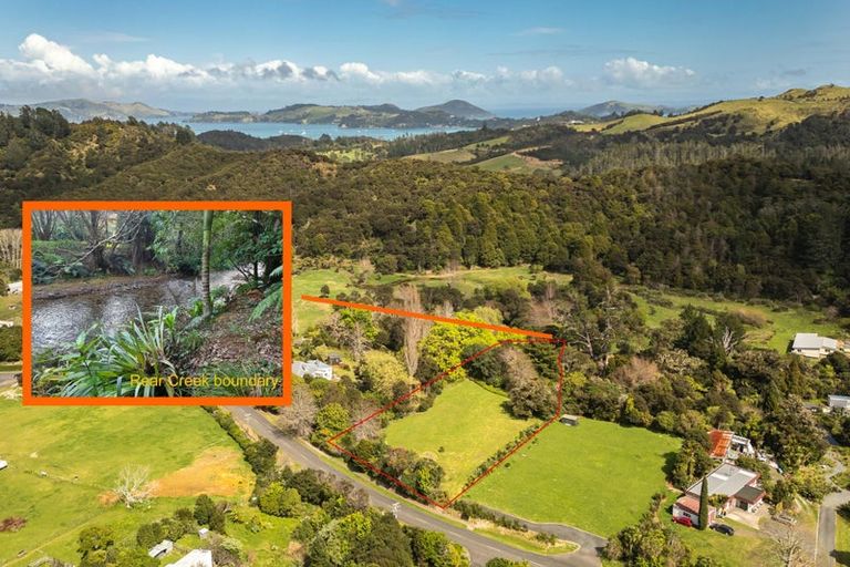 Photo of property in 2565 Rings Road, Coromandel, 3506