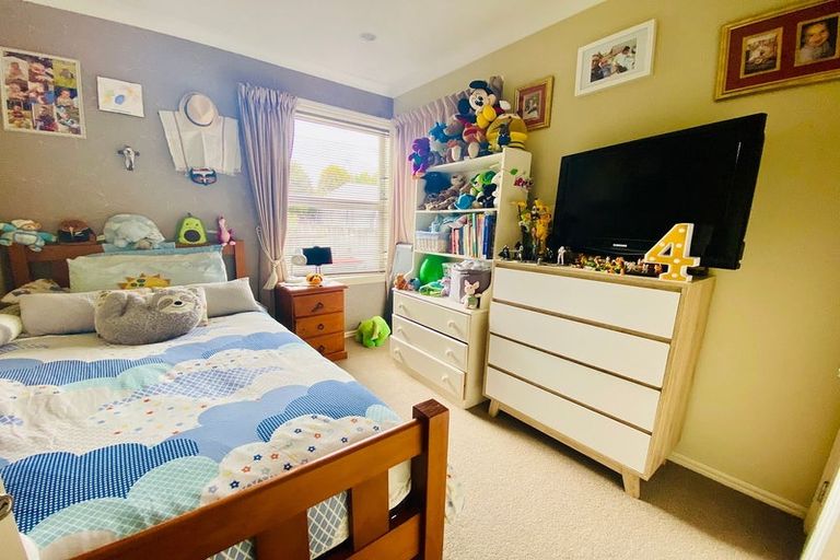 Photo of property in 104 Ti Rakau Drive, Pakuranga, Auckland, 2010