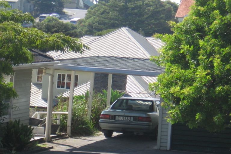 Photo of property in 27 John Court Street, Birkenhead, Auckland, 0626