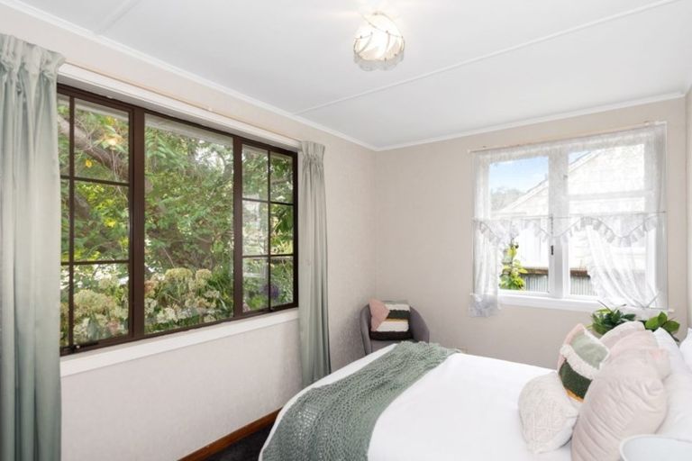 Photo of property in 18 Roche Avenue, Upper Riccarton, Christchurch, 8041