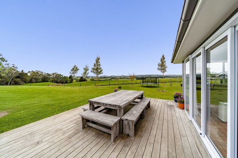 Photo of property in 285 Porangahau Road, Waipukurau, 4282