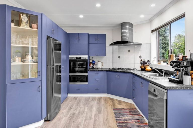 Photo of property in 11 Matai Place, Hawera, 4610