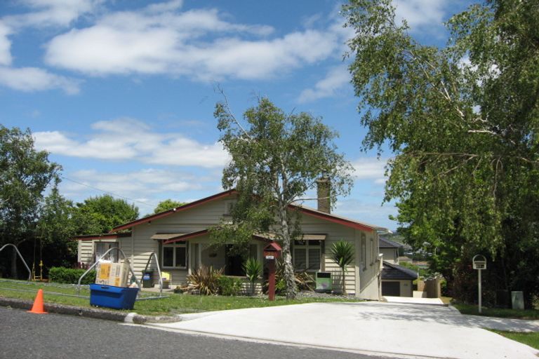 Photo of property in 43 Landscape Road, Pukekohe, 2120
