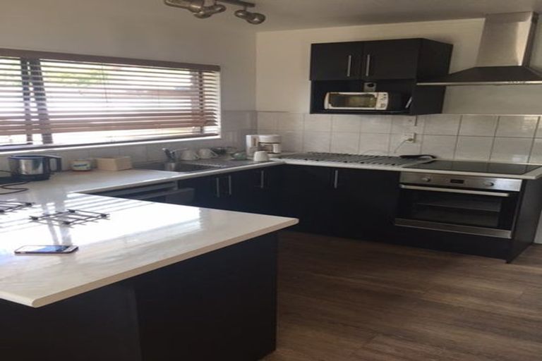 Photo of property in 1/11 Weetman Drive, Browns Bay, Auckland, 0630