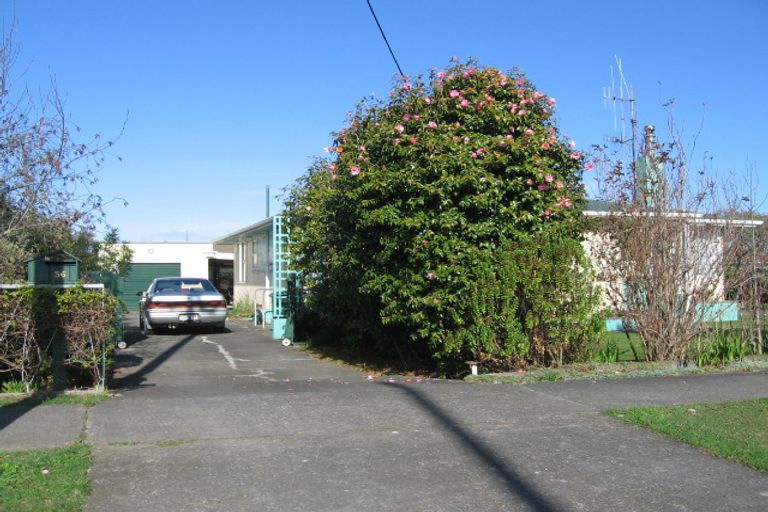 Photo of property in 56 Sherwill Street, Feilding, 4702