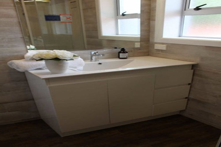 Photo of property in 121 Moore Street, Howick, Auckland, 2014