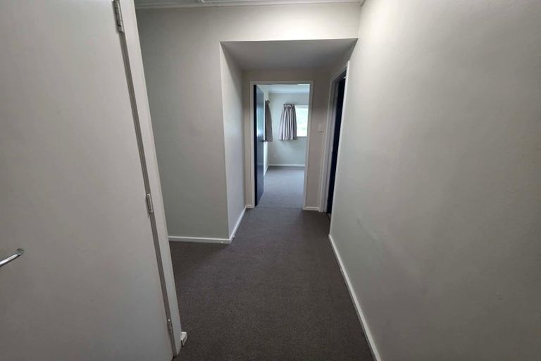 Photo of property in 95 Farmer Crescent, Taita, Lower Hutt, 5011