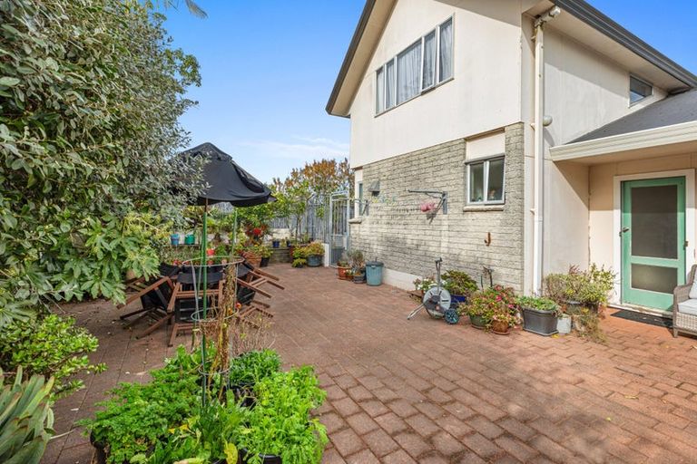 Photo of property in 357 Maunganui Road, Mount Maunganui, 3116