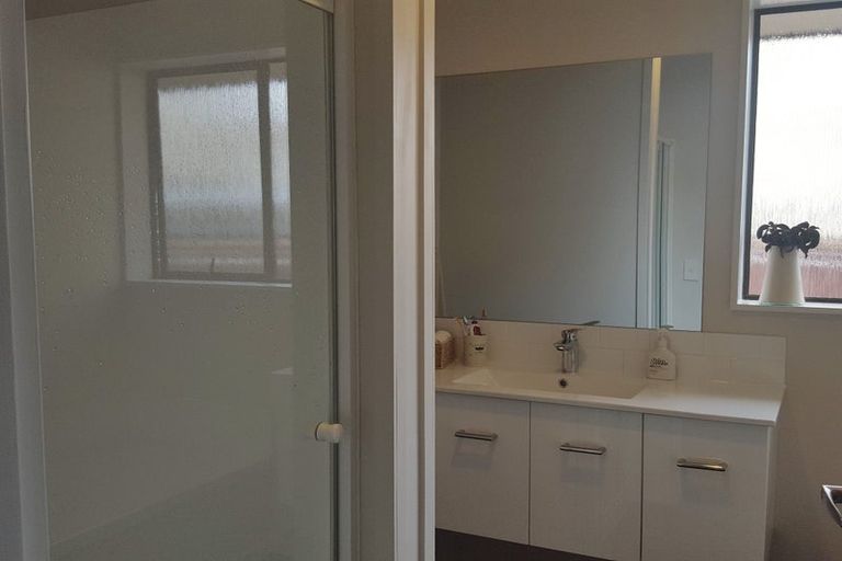 Photo of property in 58 Brockworth Place, Riccarton, Christchurch, 8011