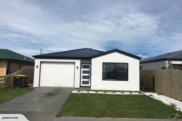 Photo of property in 16 Sharman Place, Wigram, Christchurch, 8042