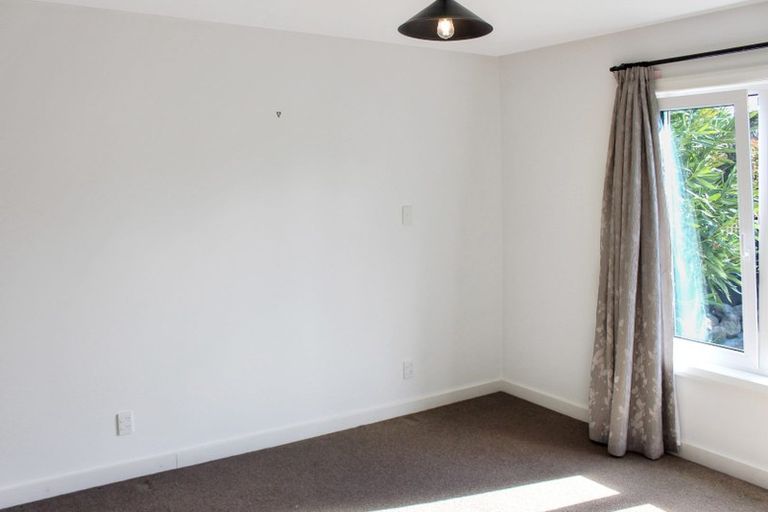 Photo of property in 86 Grahams Road, Burnside, Christchurch, 8041