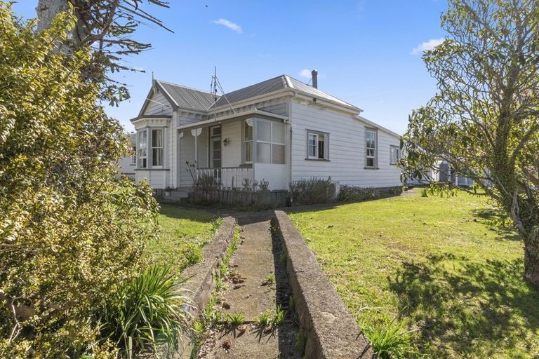 Photo of property in 14 Featon Road, Waihi, 3610