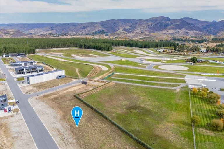 Photo of property in 10 Quinns Way, Cromwell, 9384