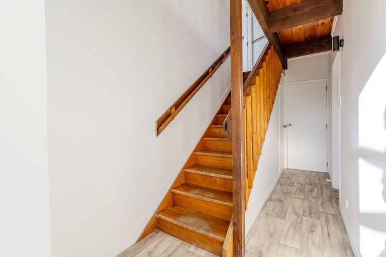 Photo of property in 5 Attlee Place, Gisborne, 4010