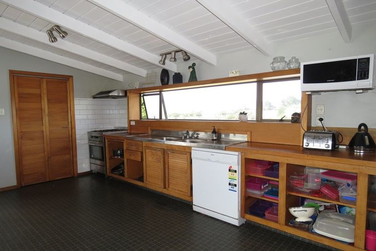 Photo of property in 16 Coates Street, Westport, 7825