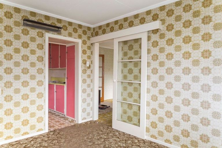 Photo of property in 3 Hospital Street, Dannevirke, 4930