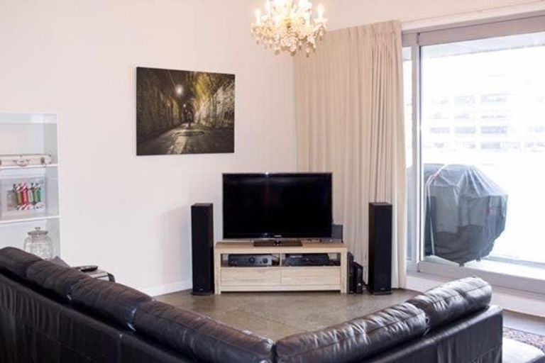 Photo of property in 25u4 Home Street, Mount Victoria, Wellington, 6011