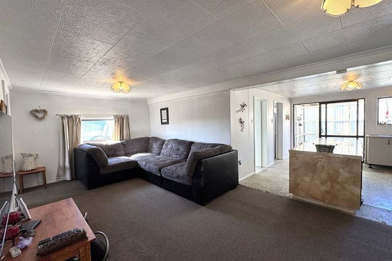 Photo of property in 82 Salcombe Street, Kaitangata, 9210