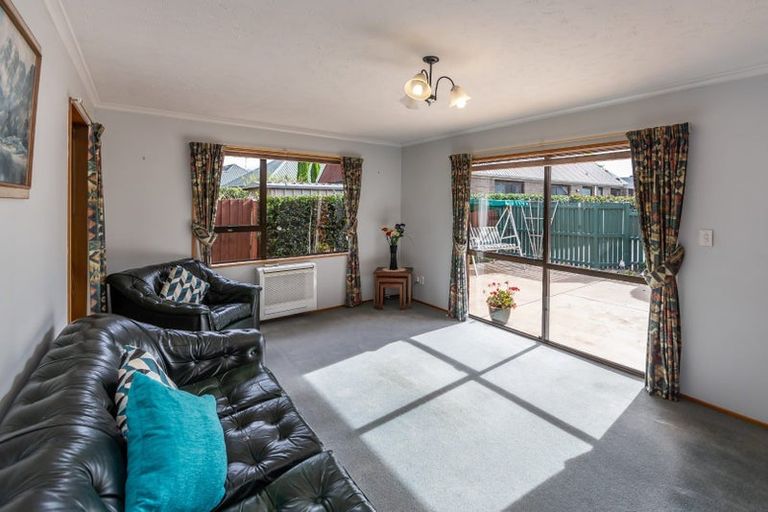 Photo of property in 2/180 Hawthornden Road, Avonhead, Christchurch, 8042