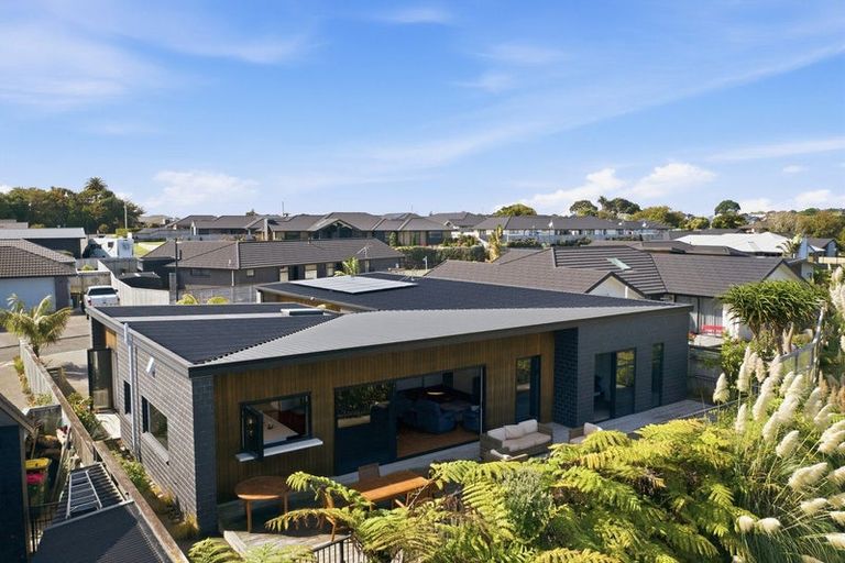Photo of property in 3 Ashwood Lane, Bell Block, New Plymouth, 4312