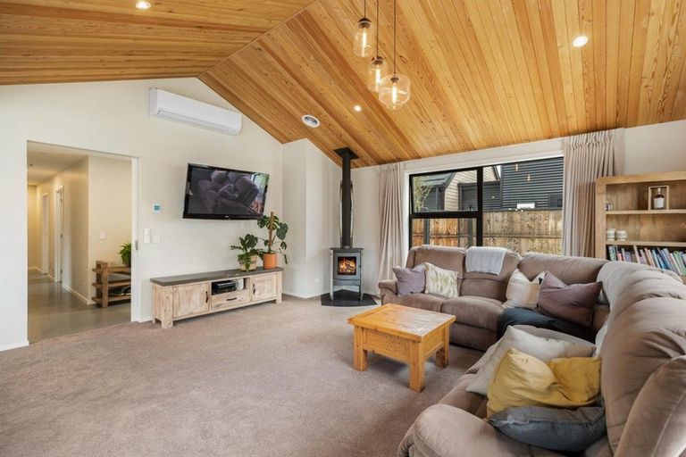 Photo of property in 12 Maize Street, Jacks Point, Queenstown, 9371