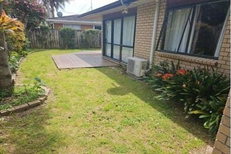 Photo of property in 17a Cameron Street, Papakura, 2110