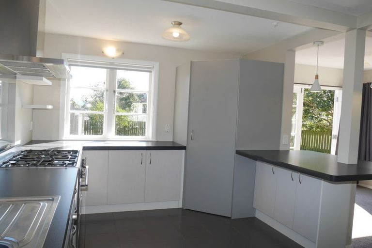 Photo of property in 5 Kaimanawa Street, Paraparaumu, 5032