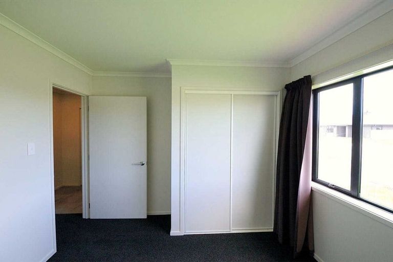 Photo of property in 25 Ragley Way, Rolleston, 7615