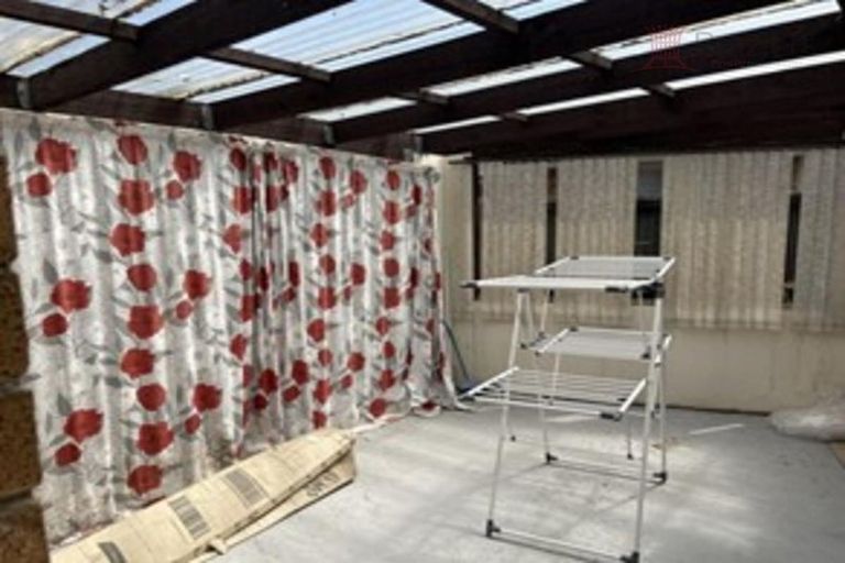 Photo of property in 1/12 Lyndon Street, Riccarton, Christchurch, 8011