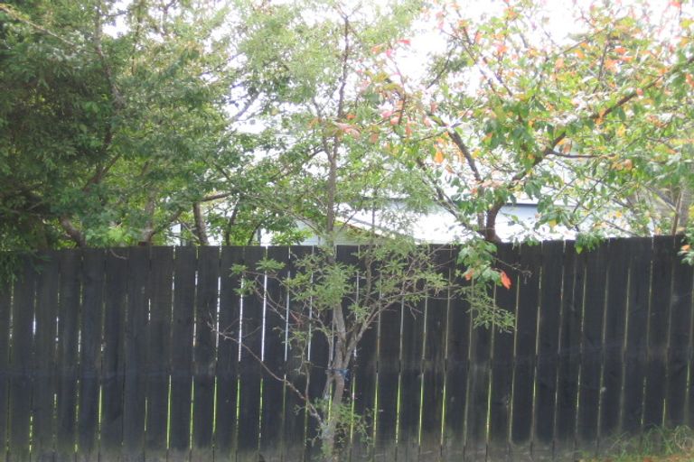 Photo of property in 33 Melba Street, Beach Haven, Auckland, 0626