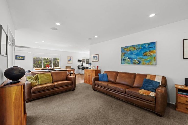 Photo of property in 35b Holly Road, St Albans, Christchurch, 8014