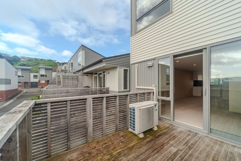 Photo of property in 15/31 Princess Terrace, Newtown, Wellington, 6021