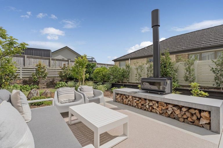 Photo of property in 22 Leeward Drive, Whitianga, 3510