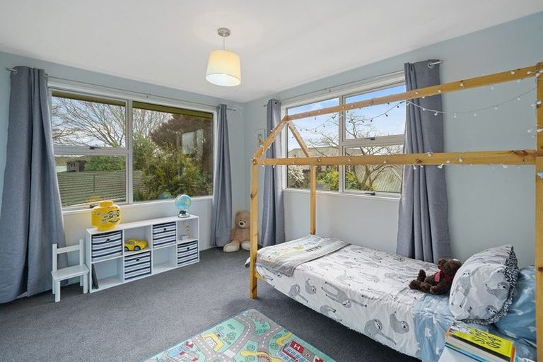 Photo of property in 23 Mendip Place, Casebrook, Christchurch, 8051