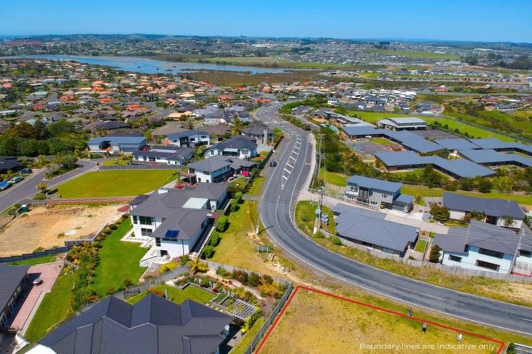 Photo of property in 16 Manhattan Rise, Orewa, 0931