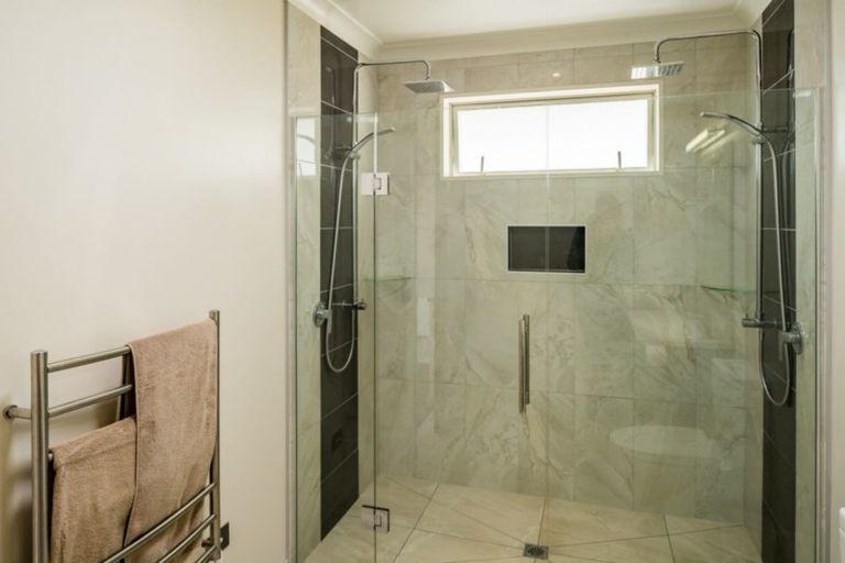 Photo of property in 7 Ships Cove, Whitby, Porirua, 5024