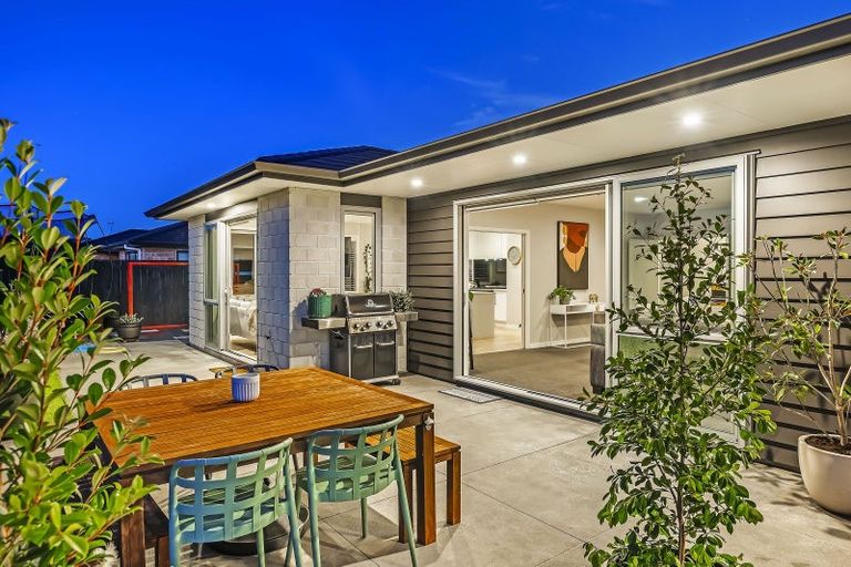 Photo of property in 3 Christow Court, Paraparaumu, 5032