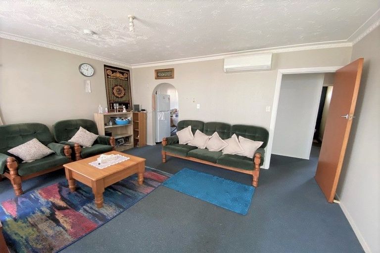 Photo of property in 2/364 Worcester Street, Linwood, Christchurch, 8011