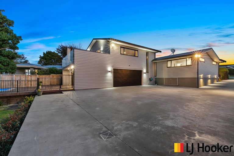 Photo of property in 15 Mareretu Avenue, Patumahoe, Pukekohe, 2679