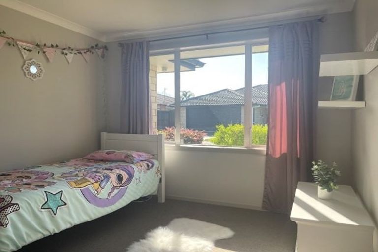 Photo of property in 36 Kereru Place, Pyes Pa, Tauranga, 3112