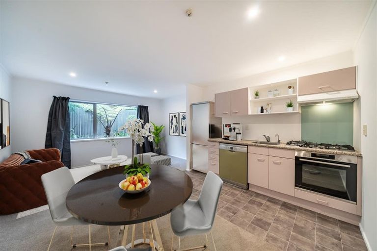 Photo of property in Grosvenor Cl, 6u8 Brown Street, Mount Cook, Wellington, 6021