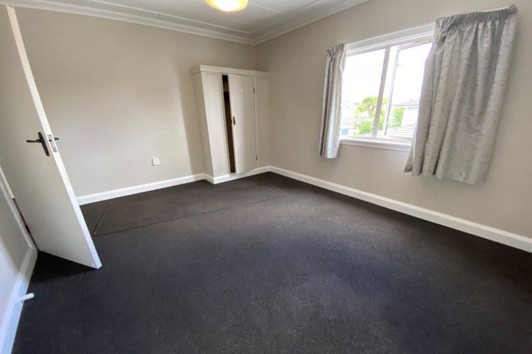 Photo of property in 30 Ranfurly Street, Hokowhitu, Palmerston North, 4410
